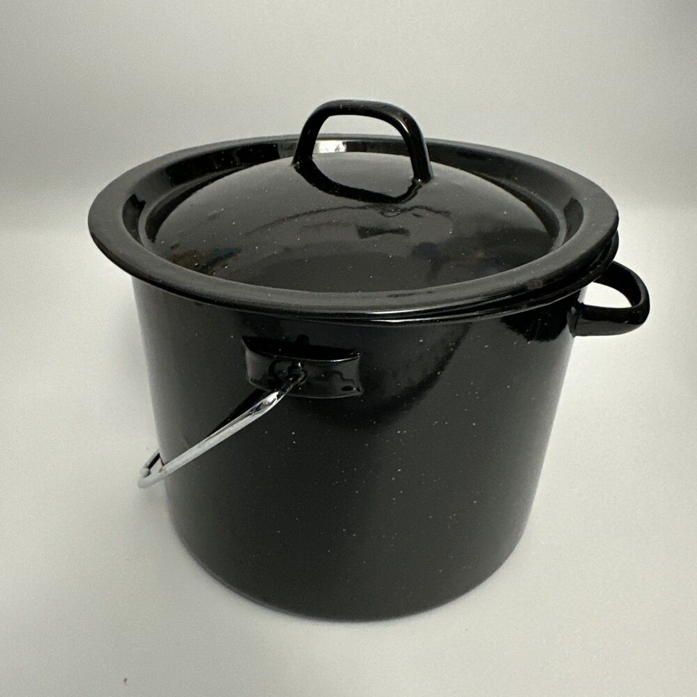 Vintage Black Speckled Enamelware Stock Pot w Lid & Bail Handle Campfire Cowboy